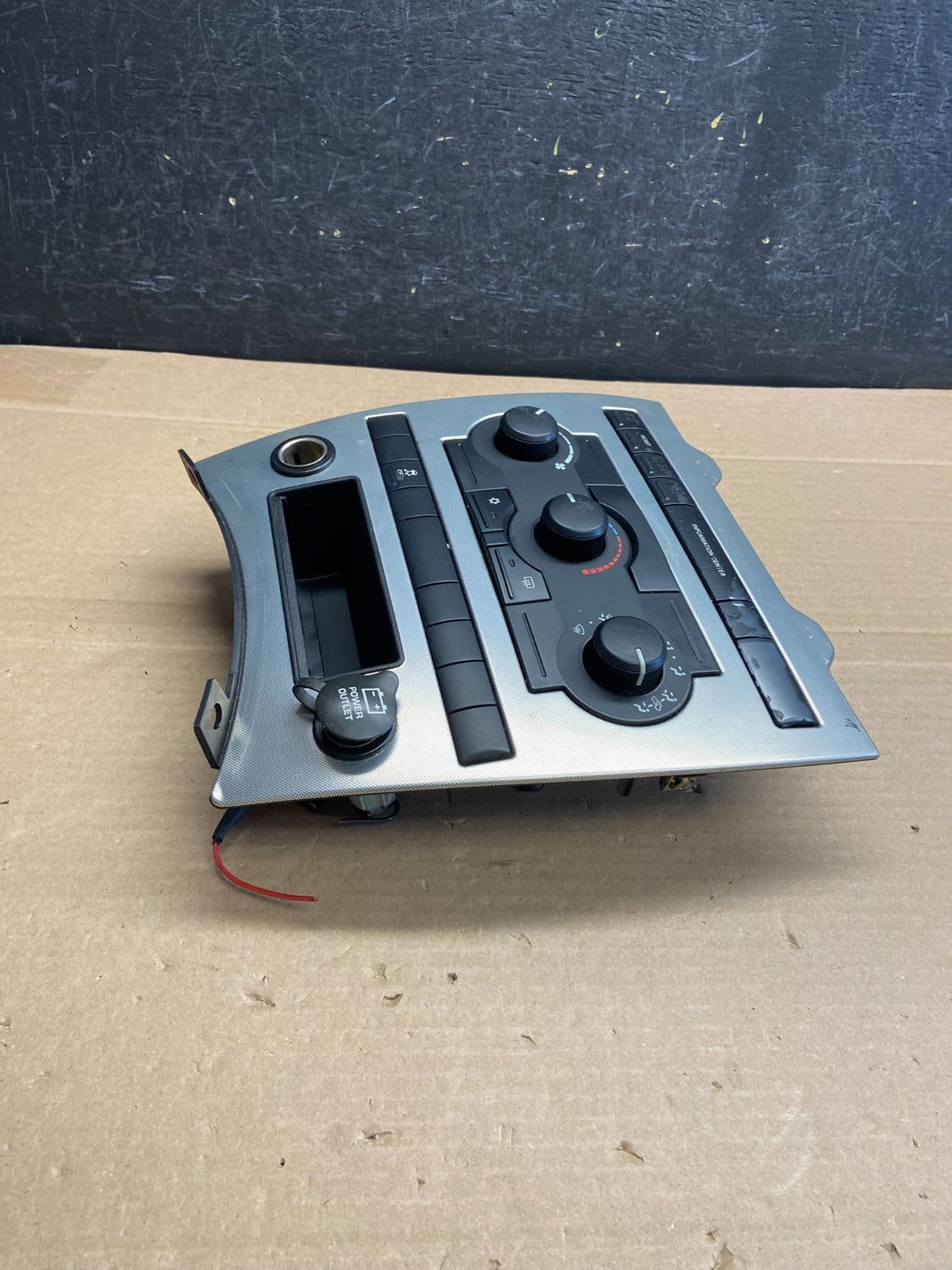 2005 2006 2007 Jeep Commander Grand Cherokee A/C Climate Control Bezel ag5091 DG3