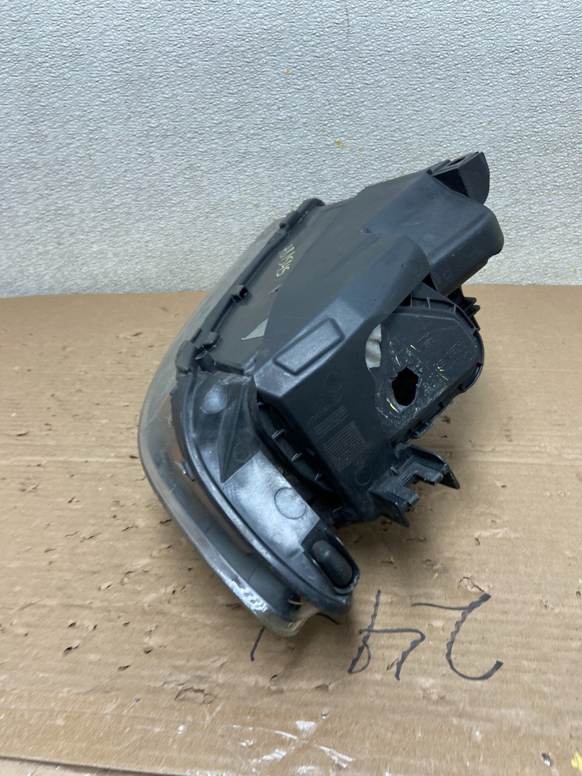 2007- 2009 Audi Q7 Right Passenger RH Side Black Halogen Headlight Oem AB1545 DG8