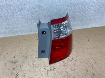 2005 2006 2007 Honda Odyssey Right Passenger RH Side Tail Light X2212 DW2