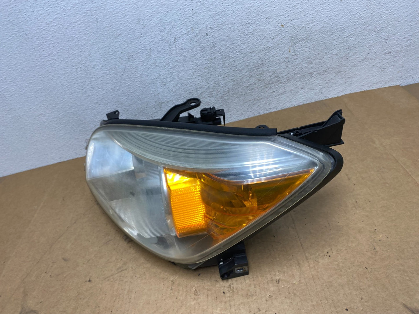2006 2007 2008 Toyota Rav4 Left Driver LH Side Headlight Halogen AE3239 DW1