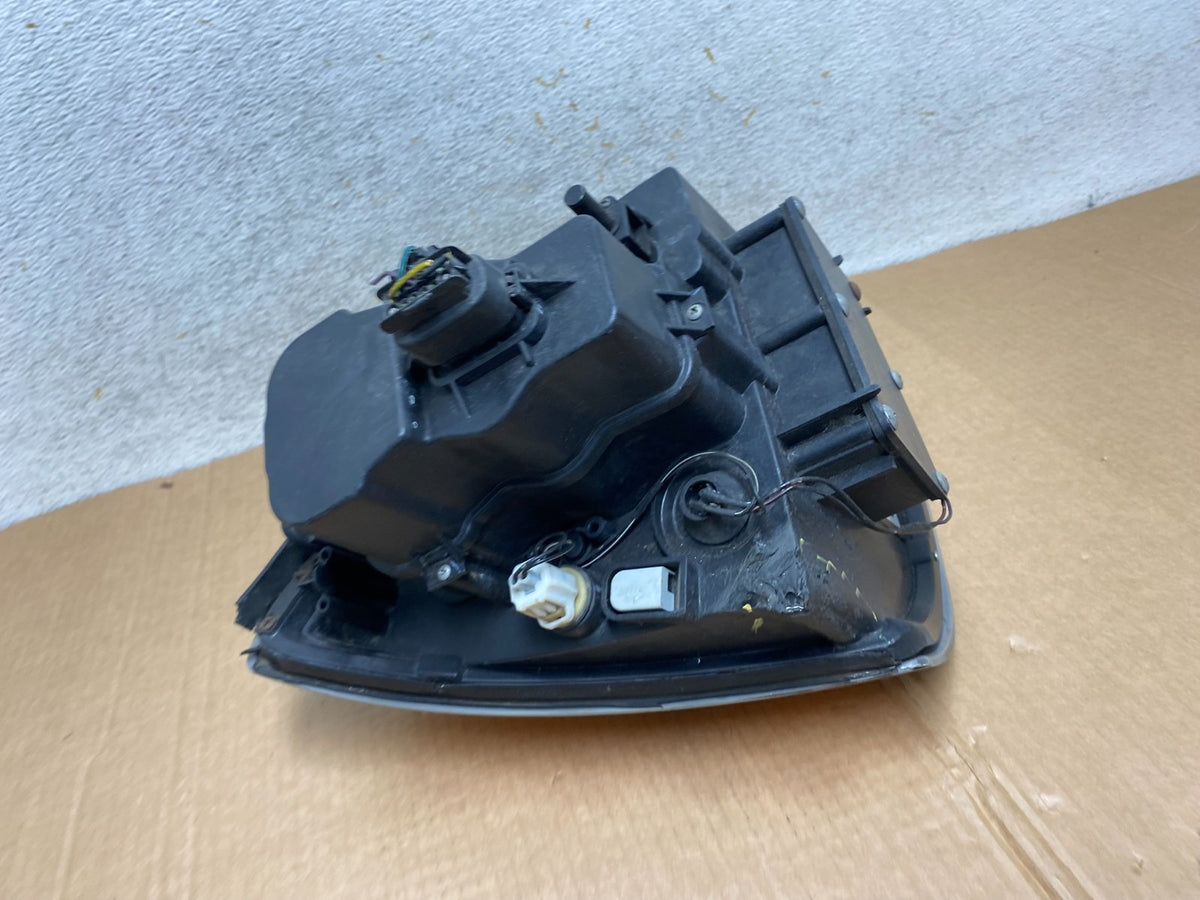 2004 to 2009 Cadillac SRX Left Driver Side Halogen Headlight DEPO AI3748 DW12