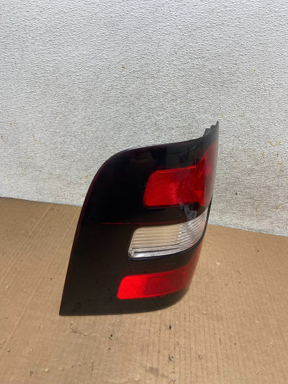 2006 to 2010 Ford Explorer Left Driver Lh Side Tail light AI8509 LK2