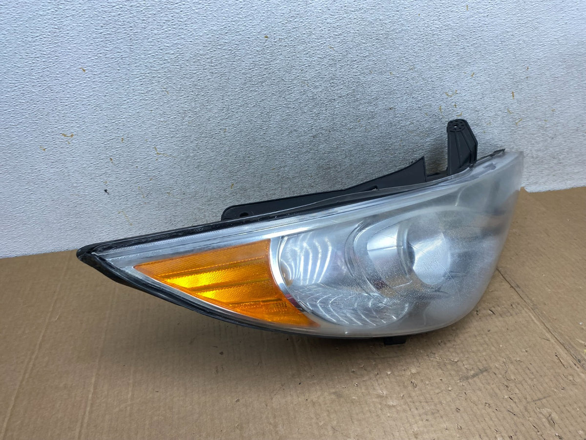 2011 - 2014 Hyundai Sonata Right Passenger Rh Side Headlight Halogen AI4711 DW2