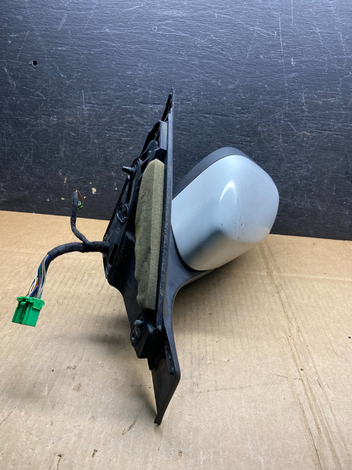 2007 - 2011 Volvo XC70 V70 Left Driver View Door Mirror AI9717 DG1