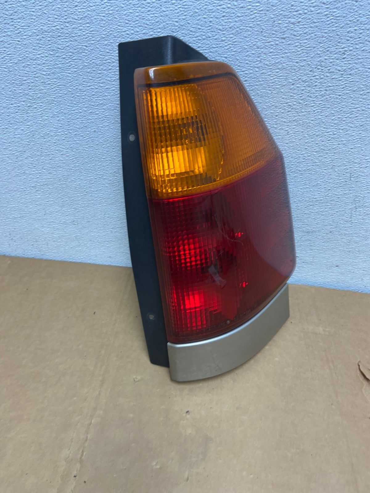 2002-2009 GMC Envoy Right Passenger RH Side Tail Light AC8349 LK2