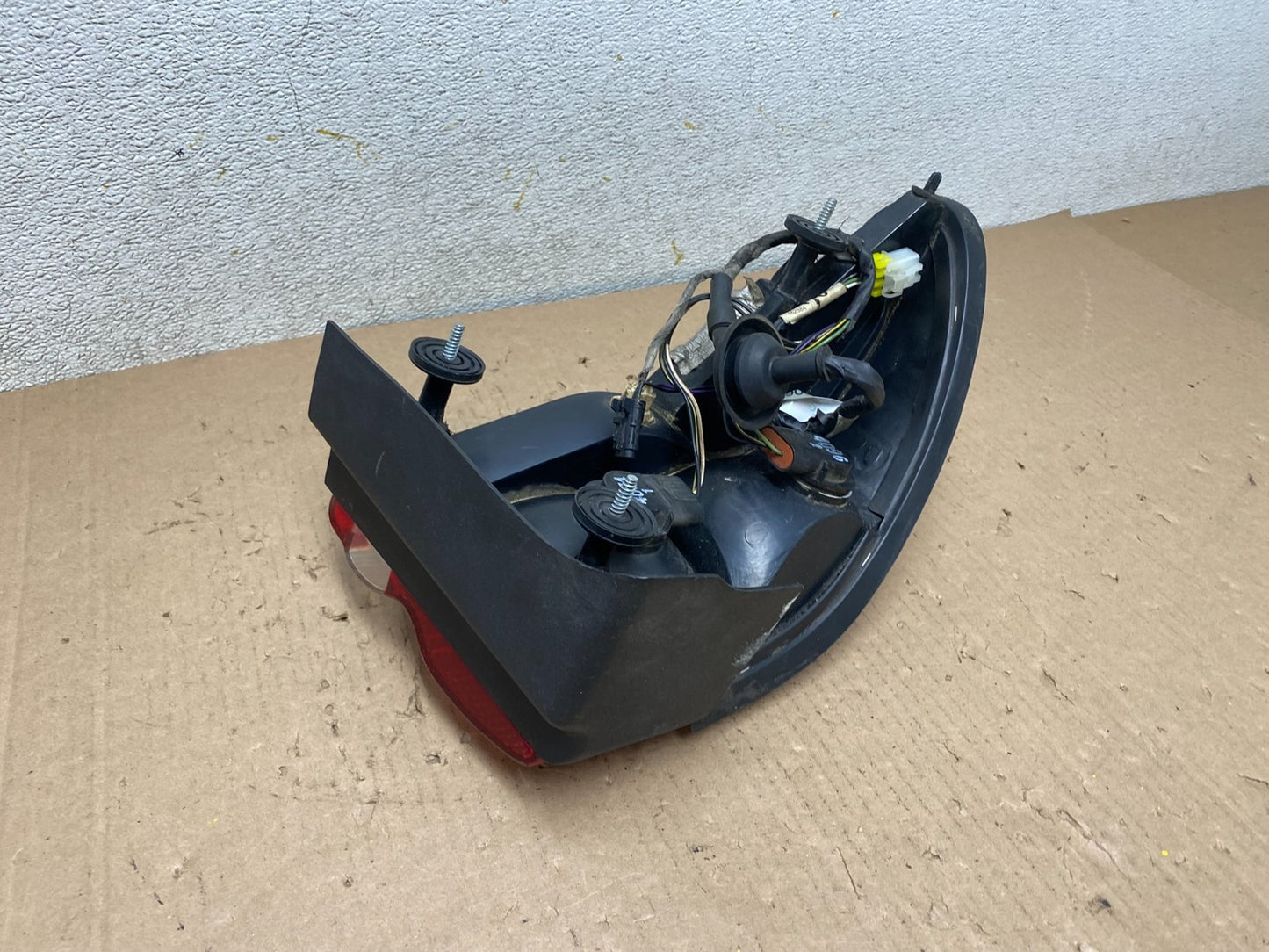 1993 to 1997 Chrysler Concorde Right Passenger Side Tail Light OEM P9466 DW5