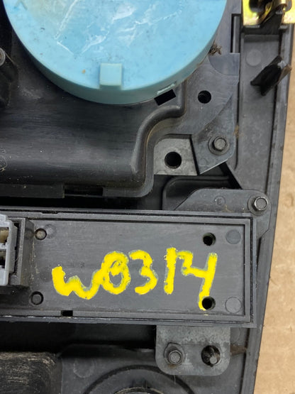 2005 2006 2007 Jeep Commander Grand Cherokee A/C Climate Control Bezel W0314 DG7