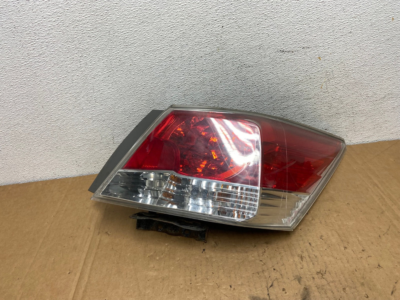 2008 to 2012 Honda Accord Sedan Tail light Right Passenger RH Side AD3135 LK0