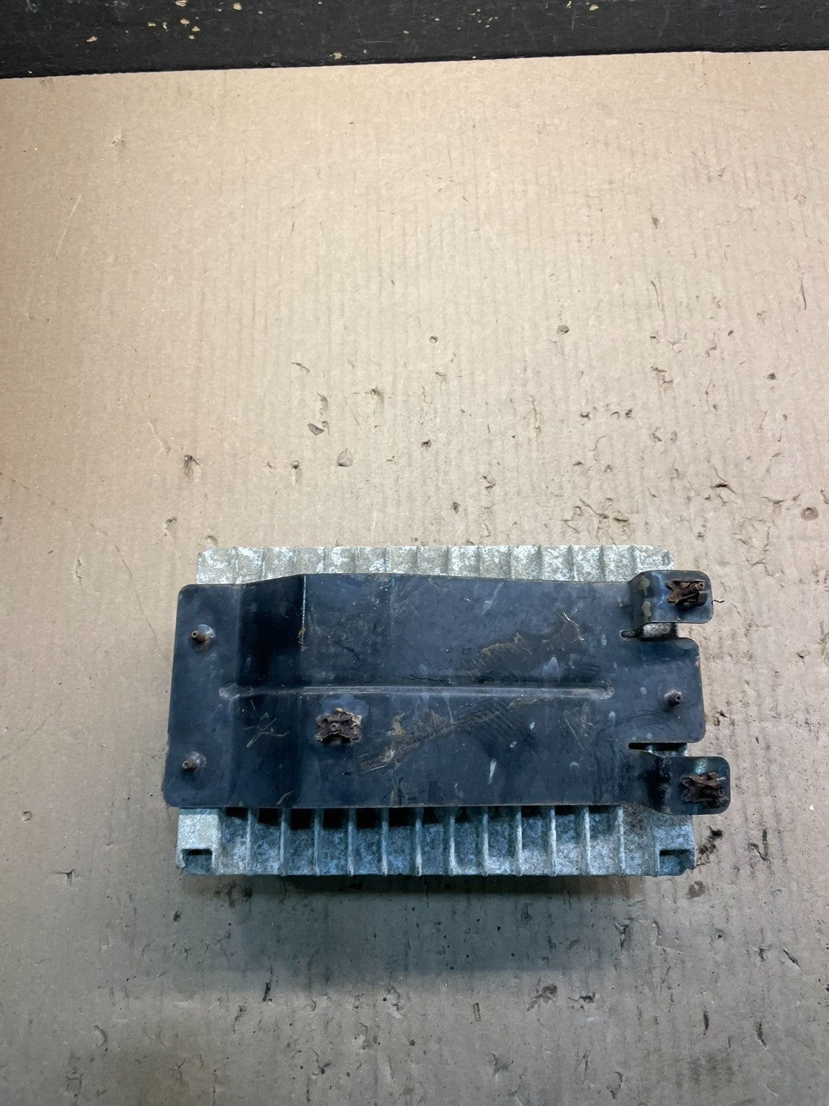 2005 Dodge Caravan 3.8L V6 ECU ECM Control Module p04748635AD x0575 DG2
