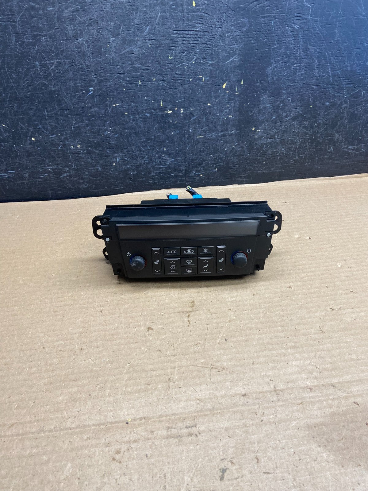 2005 to 2006 Cadillac STS AC Heater Climate Control Panel ah1580 DG0
