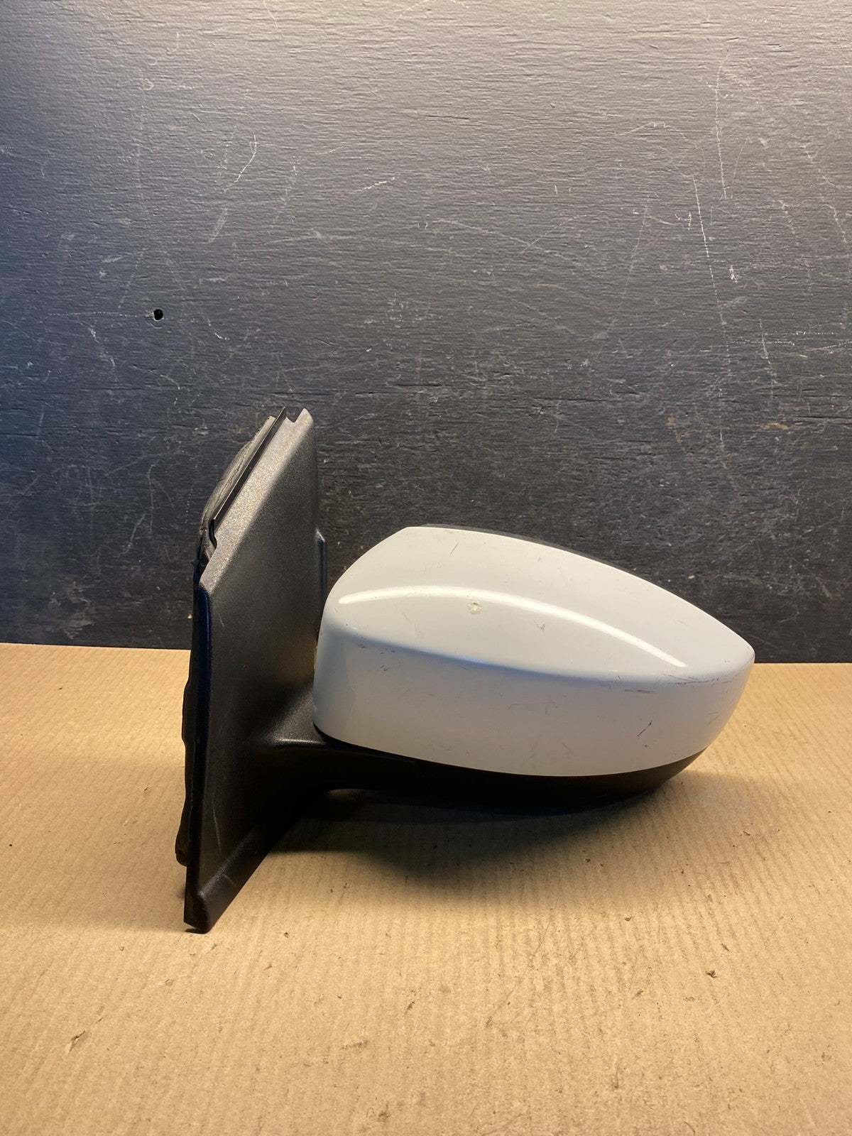 2013 to 2016 Ford Escape Left Driver Lh Power Door Mirror AI5385 DW0