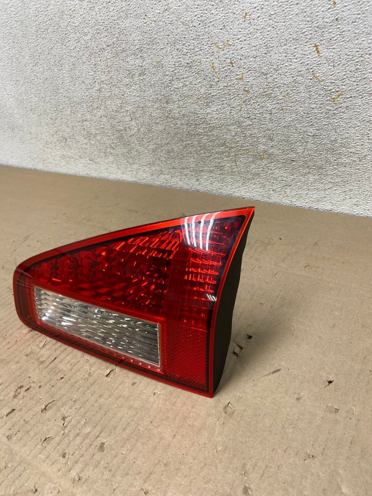 2008 to 2014 Subaru Tribeca Right Passenger RH Tail Light Inner AI2244 LK1
