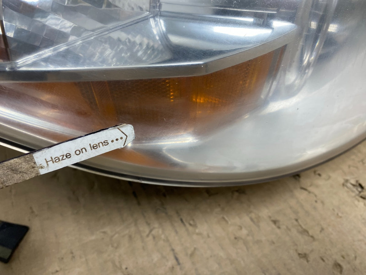 2009 - 2011 Hyundai Genesis Right Passenger RH Xenon HID Headlight AH5962 DW5
