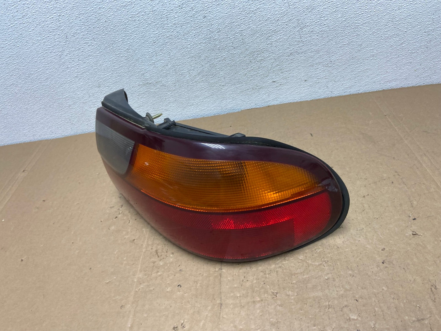 1997 to 2003 Chevrolet Malibu Passenger Right RH Side Tail Light AC5880 LK1