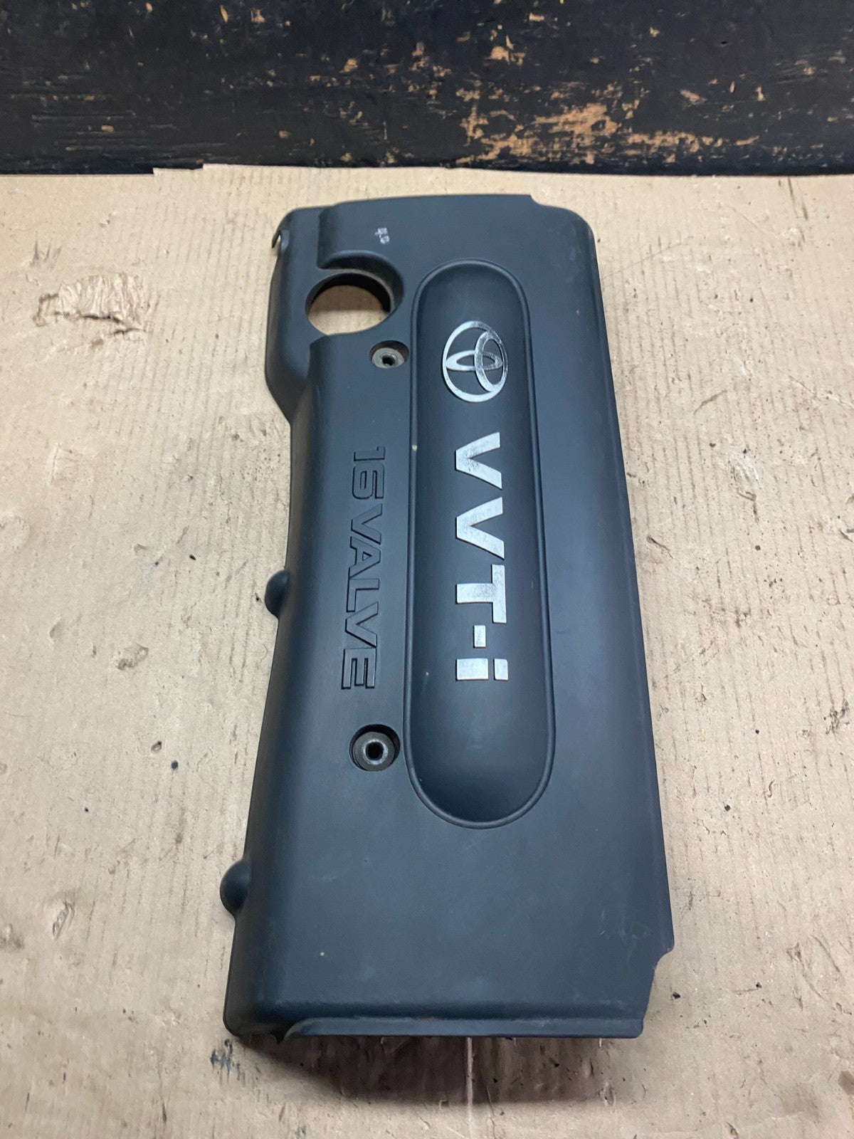 2007 to 2010 Scion Tc Top Engine Motor Cover V3931 DG2