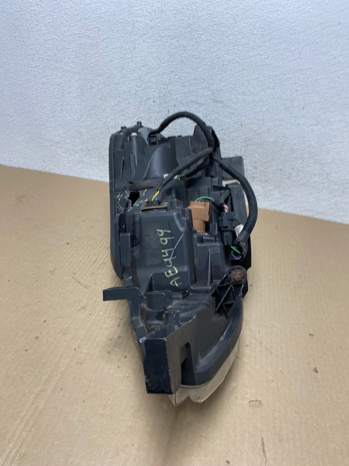 2016 - 2018 Nissan Sentra Front Right Passenger RH Halogen Headlight AE9499 LK11