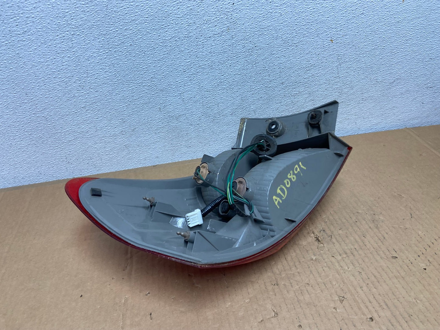 2008 to 2015 Nissan Rogue Right Passenger Rh Side Tail Light AD0891 LK4