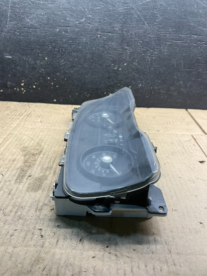 2009 to 2011 Lincoln Town Car Speedometer Cluster Gauge W7177 DG6