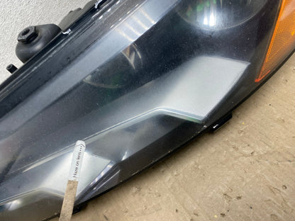 2012-2015 Volkswagen Passat Left Driver LH Side Halogen Headlight AE9617 LK3