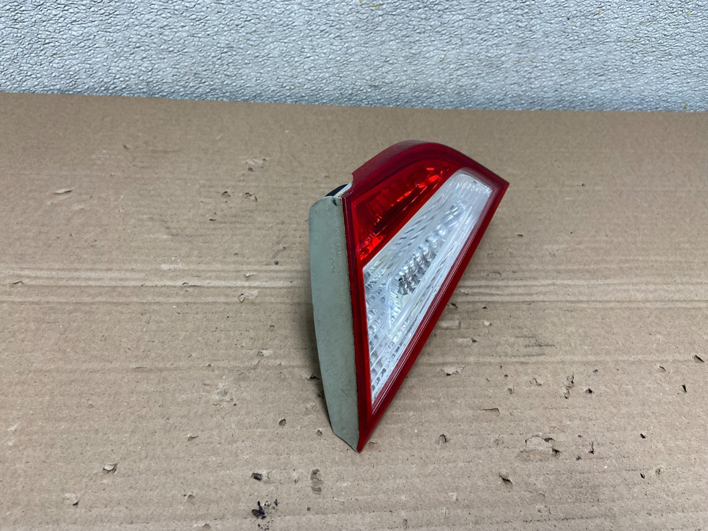 2011 to 2014 Hyundai Sonata Right Passenger Rh Inner Tail Light Oem AB1073 LK2