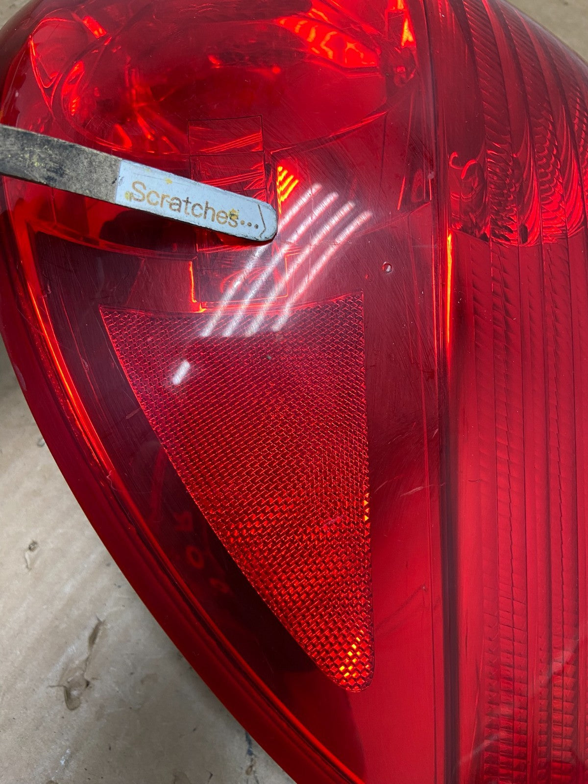 2006 - 2010 Toyota Sienna Right Passenger Side Tail Light AI9316 LK3