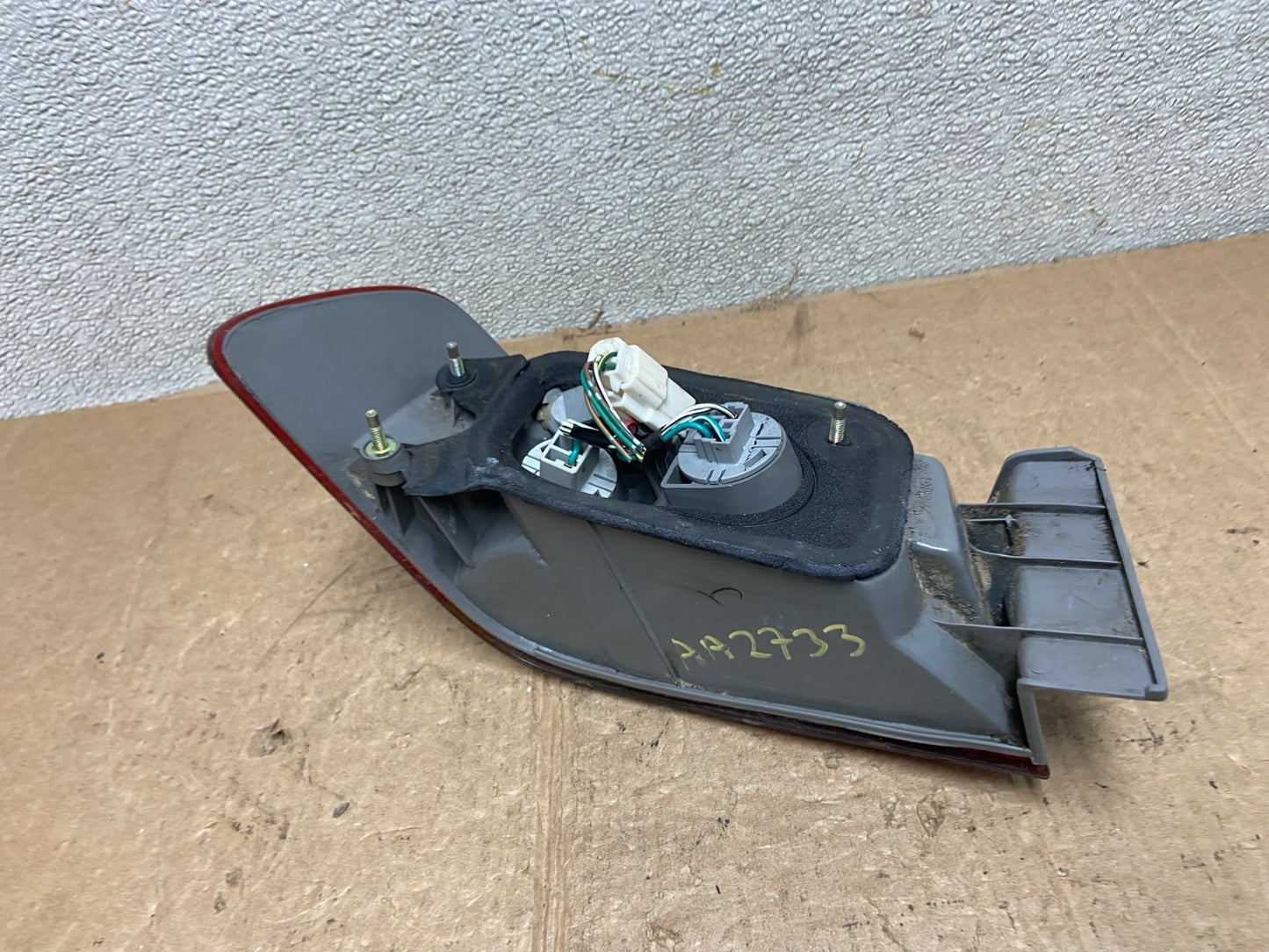 1997 1998 1999 Toyota Camry Tail Light Right Passenger Rh Side Oem AA27334