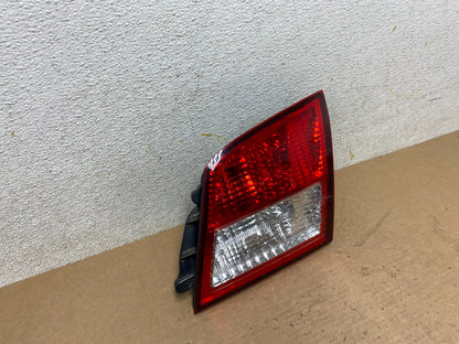 2002-2004 Infiniti i35 Inner Right Passenger Rh Side Tail Light OEM O9790 DW2