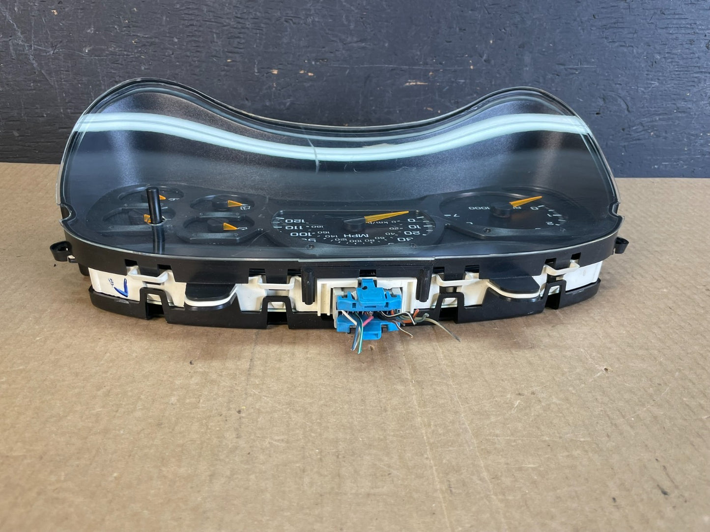 2003 to 2006 Chevrolet Trailblazer Envoy Cluster Gauge Speedometer AF36205