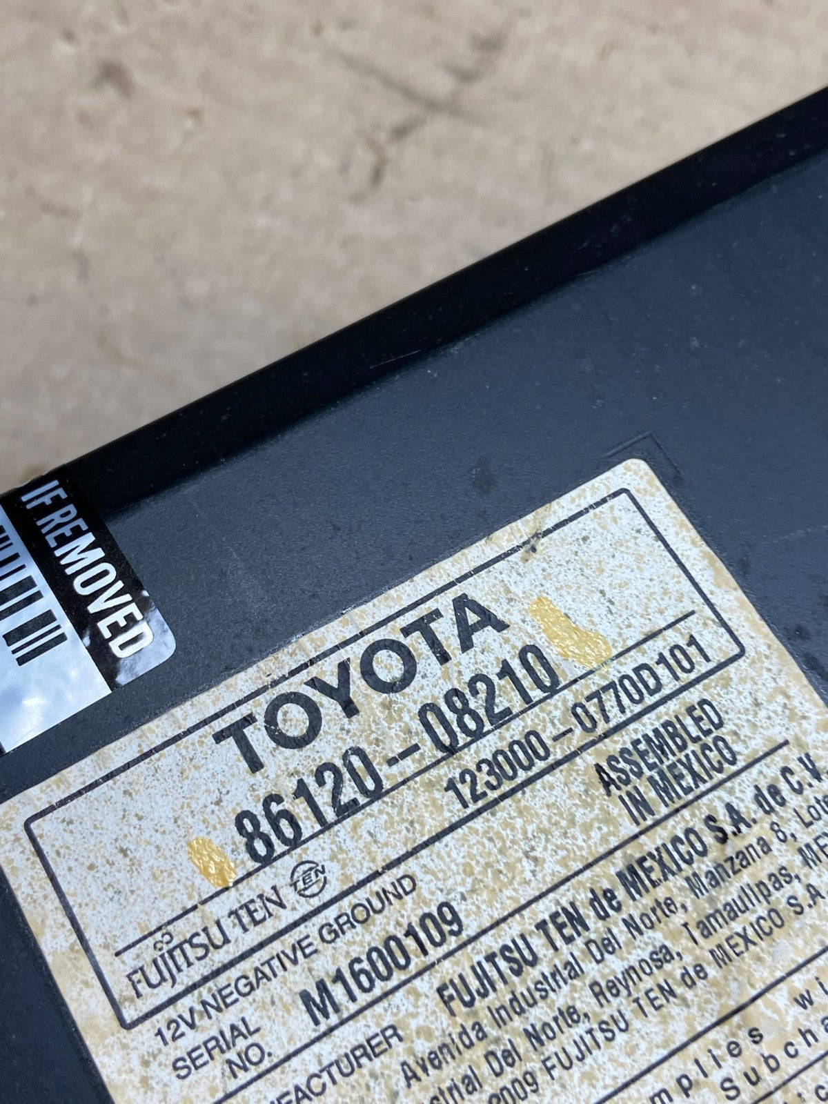 2004 to 2010 Toyota Sienna AM FM CD WMA Mp3 Radio Receiver AH3786 DG6