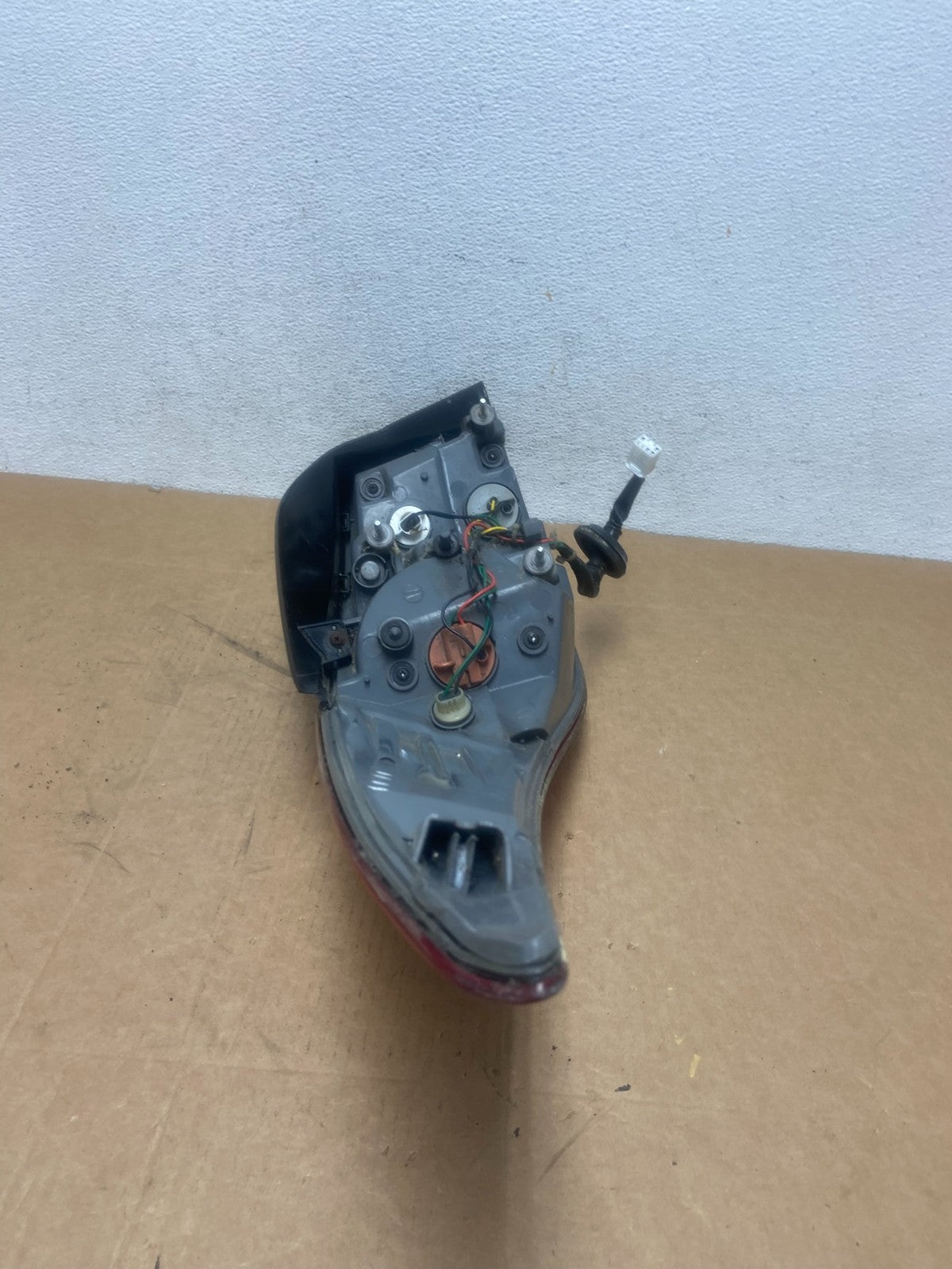 2011 2012 2013 Hyundai Elantra Sedan Right Passenger Tail Light AD6016 DW7