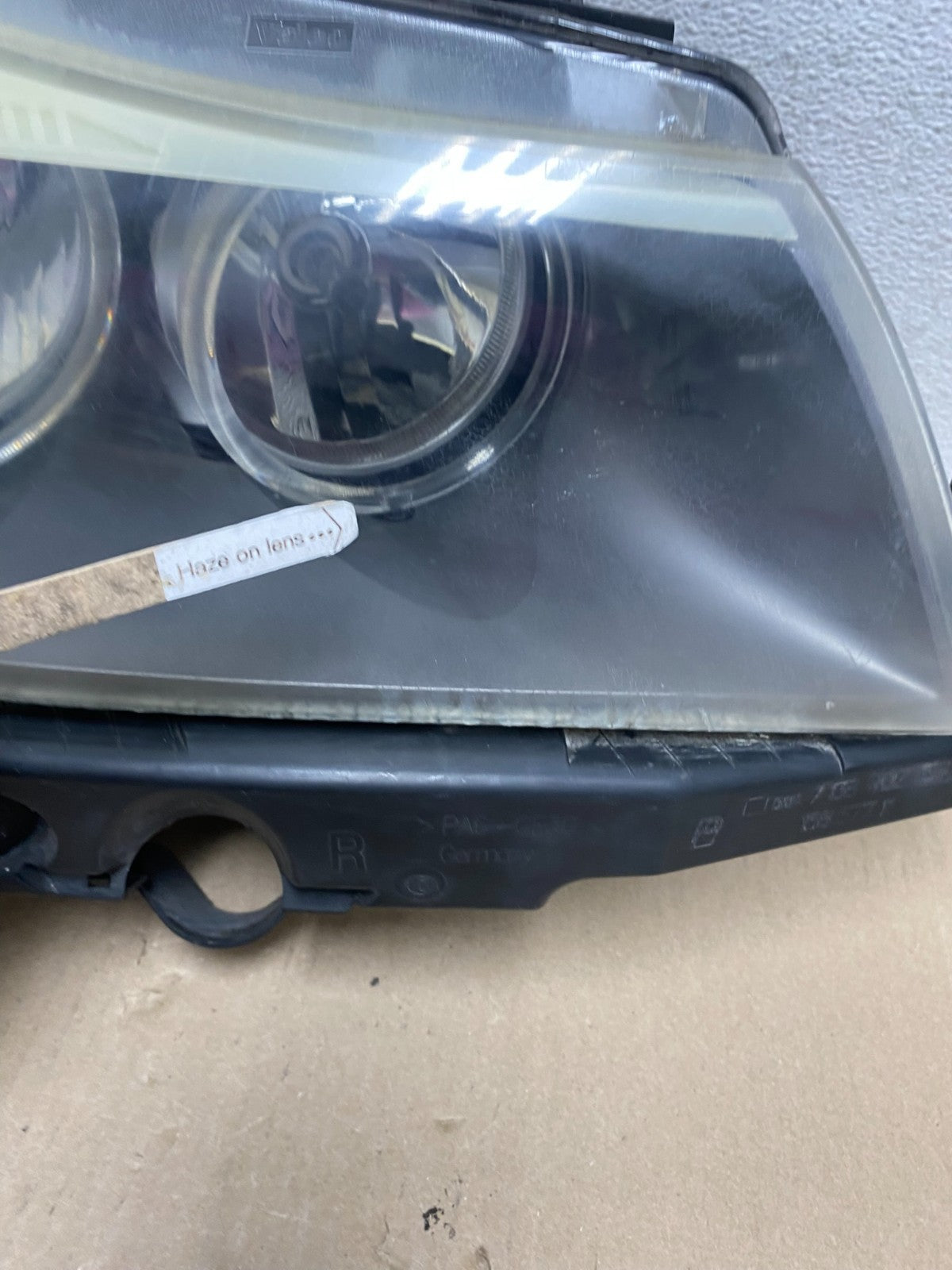 2009-2011 BMW 3 Series 328i 4/D Sedan Headlight Halogen Right Passenger AG68545