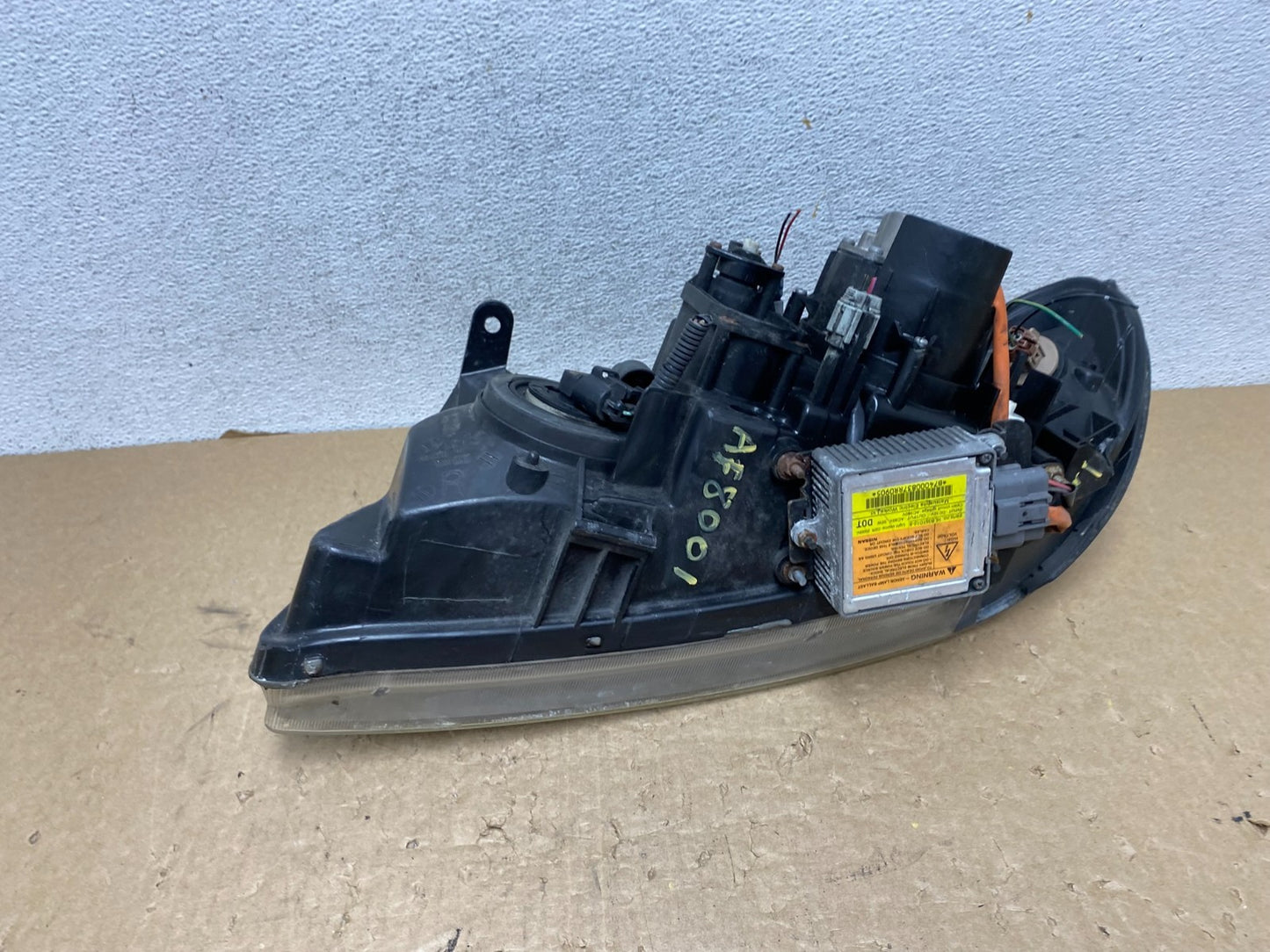2002 to 2004 Infiniti I35 Hid Xenon Right Passenger Side Headlight AF8001 DW8