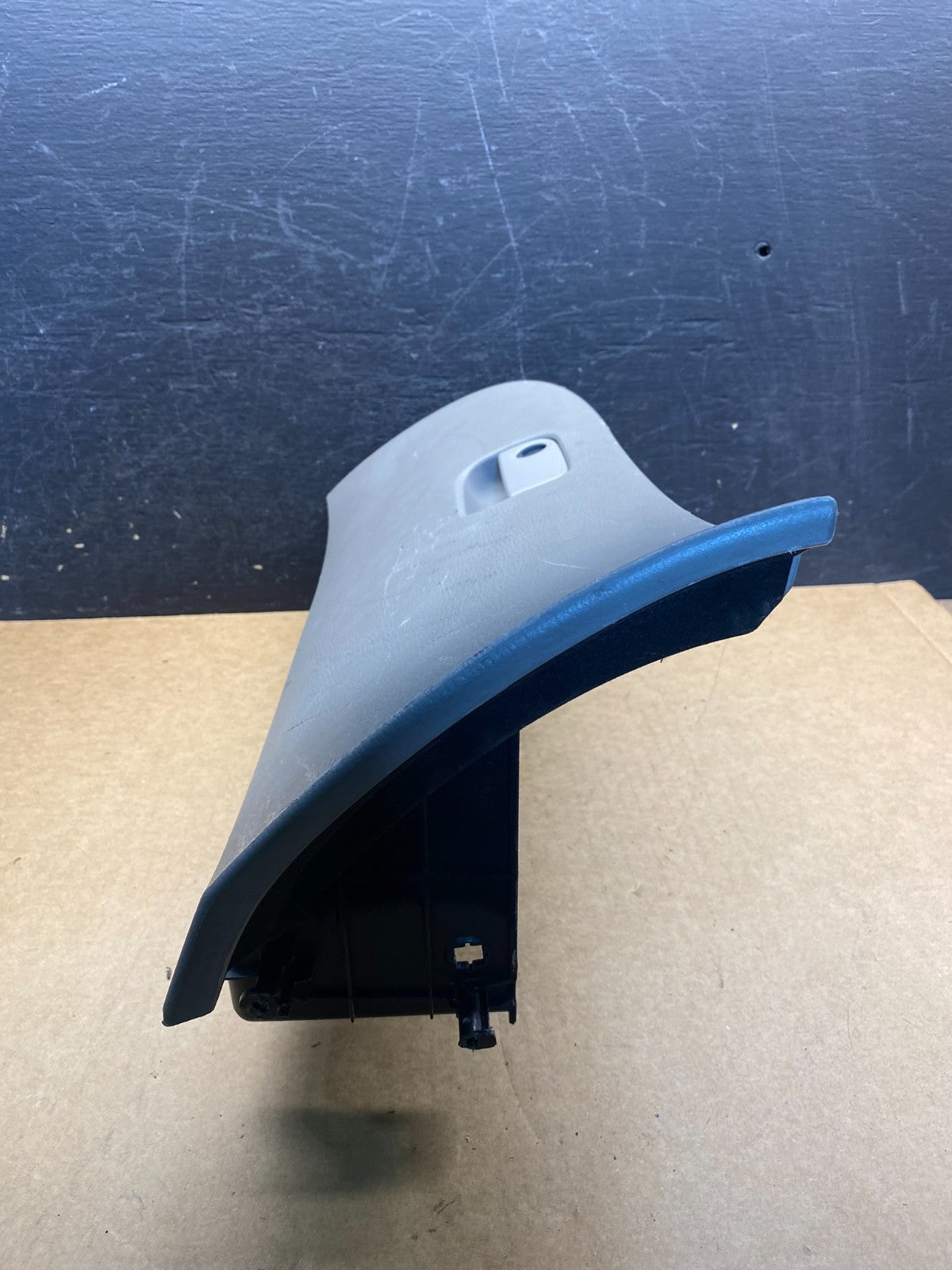 2008 - 2014 Subaru Outback Right Passenger Side Glove Box AH7077 DG2