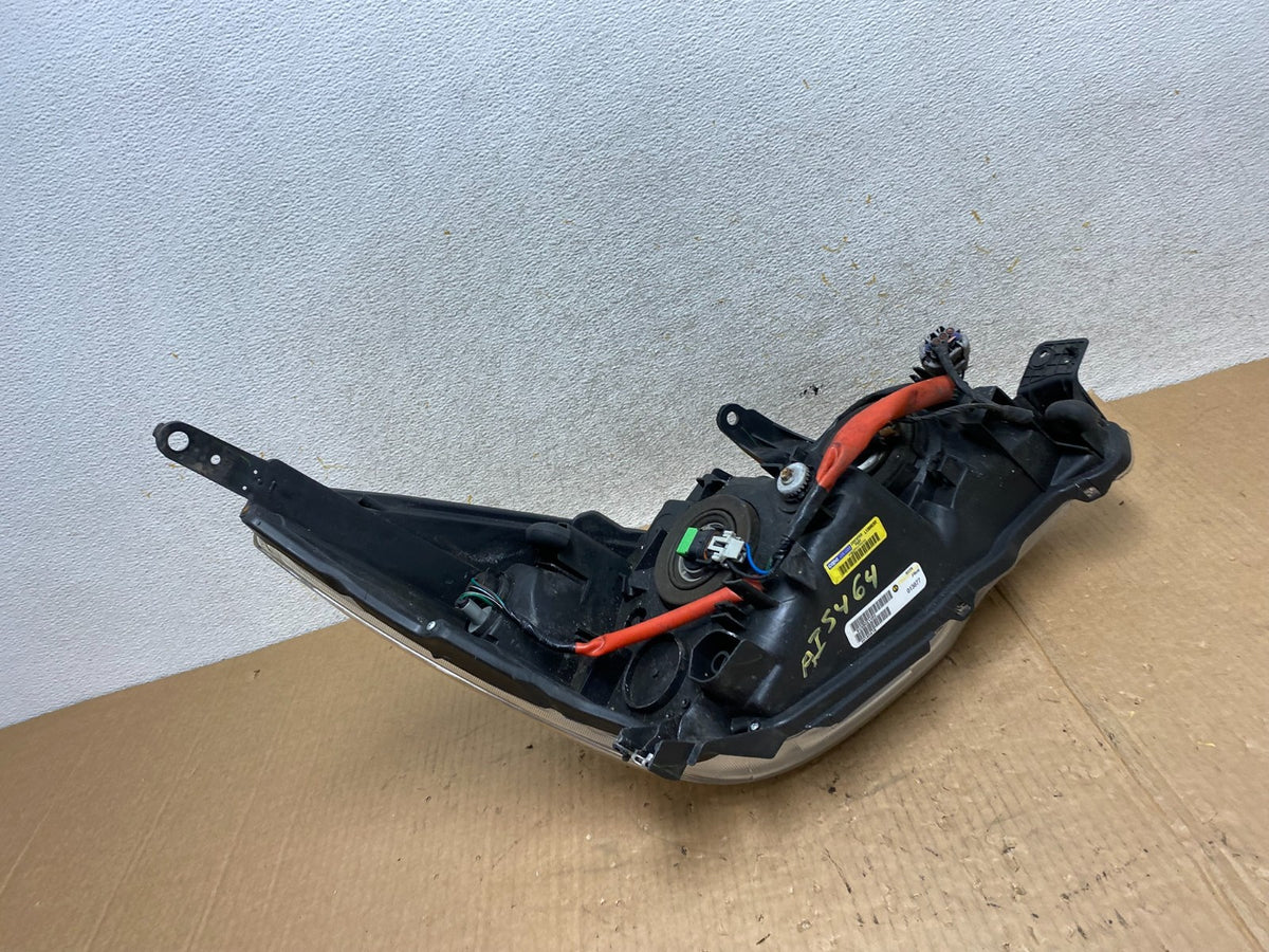 2014 to 2016 Subaru Forester Left Driver LH Headlight Halogen AI5464 DW7