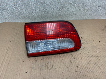 2001 2002 2003 Toyota Sienna Left Driver Lh Side Inner Tail Light OEM Y0132 DW0