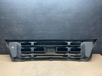 2003 to 2007 Ford Econoline E150 E250 E350 Front Grille Grille J7032 OEM DG3