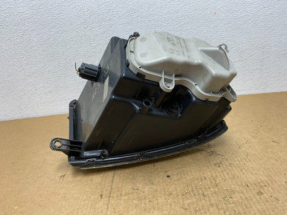 2005 - 2011 Cadillac STS Right Passenger RH Side Xenon Headlight OEM AC3583 DW7