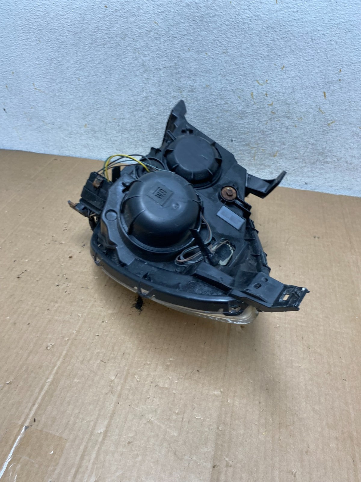 2010 - 2015 Chevrolet Equinox Halogen Headlight Right Passenger Side AI8807 DW7