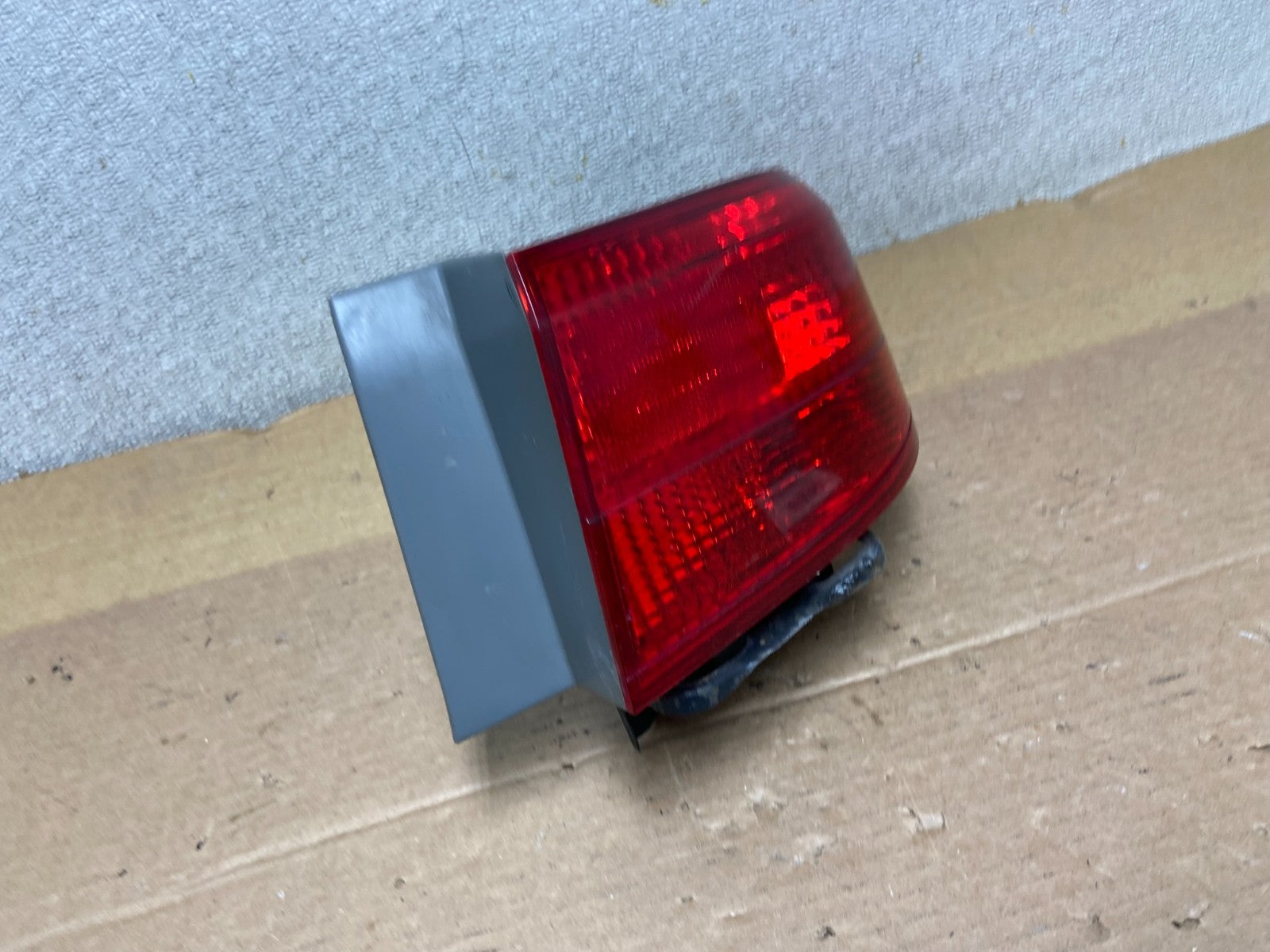 2005 Honda Accord Right Passenger Rh Side Tail Light AB5196 LK2