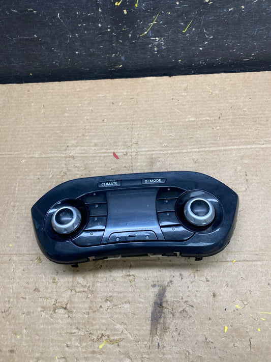 2011 2012 2013 Nissan Juke  A/C Temperature Climate Control W9643 DG0