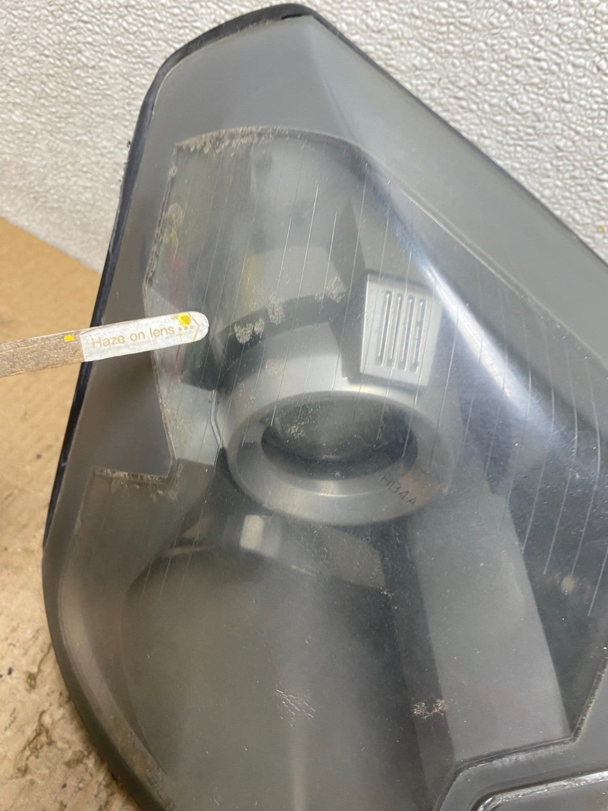 2003 to 2007 Cadillac CTS Right Passenger RH Halogen Headlight Oem W5440 DW4