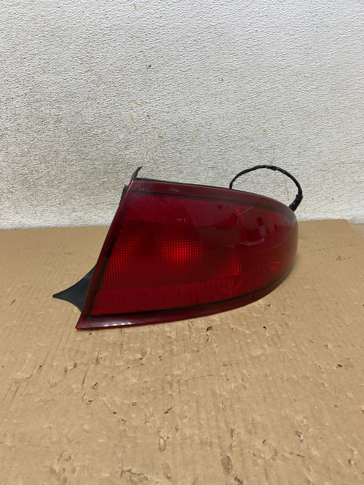 1997 to 2004 Buick Regal Right Passenger RH Side Tail Light AH2733 DG0