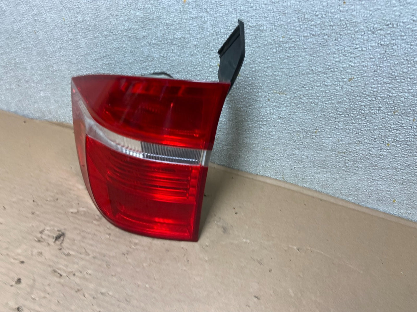 2007 to 2010 Bmw X5 E70 Left Driver Lh Side Tail Light Oem AB0120 LK1