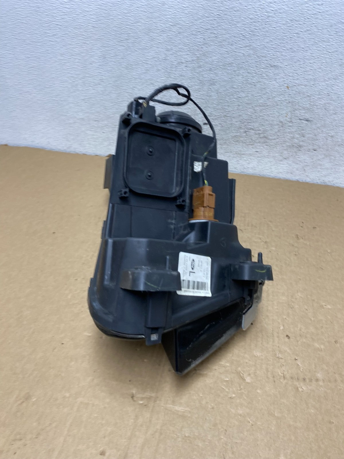 2011 to 2014 Ford Edge Front Left Driver Side Headlight Halogen AF7378 DW5