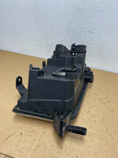 2007 - 2014 Toyota Sequoia Tundra Right Passenger RH Headlight Halogen AD1097 DW8