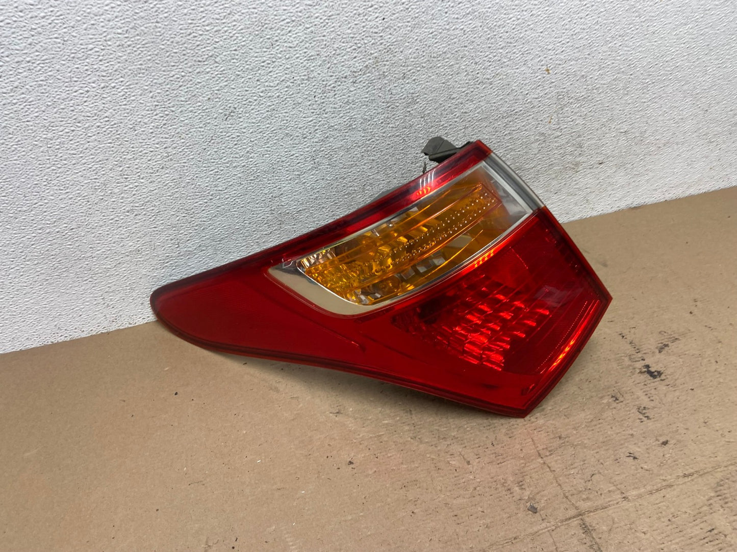 2007 to 2012 Hyundai Veracruz Tail Light Left Driver LH AF4883 LK2
