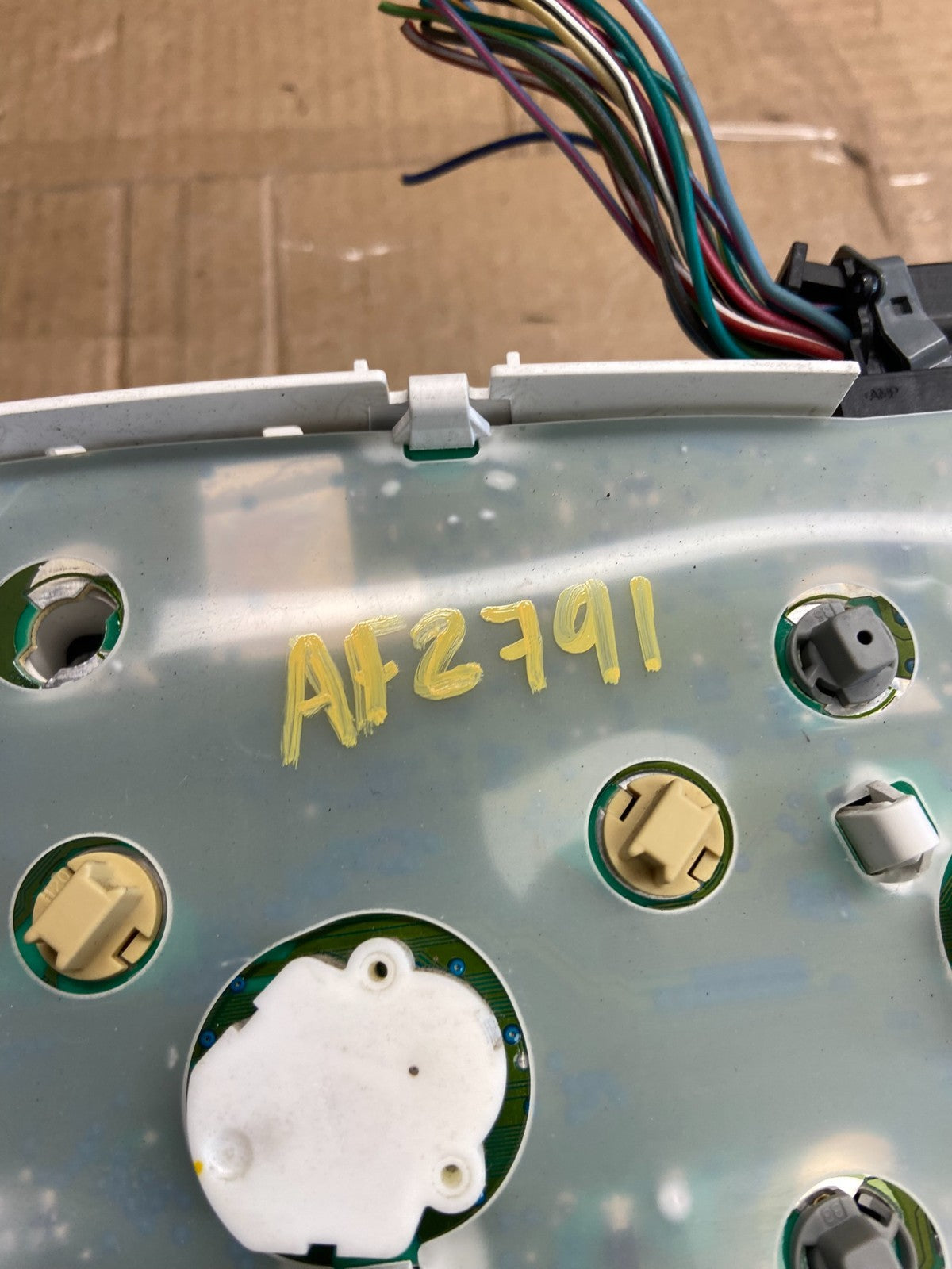 2006 Ford E350 Gauge Speedometer Cluster AF2791 DW7