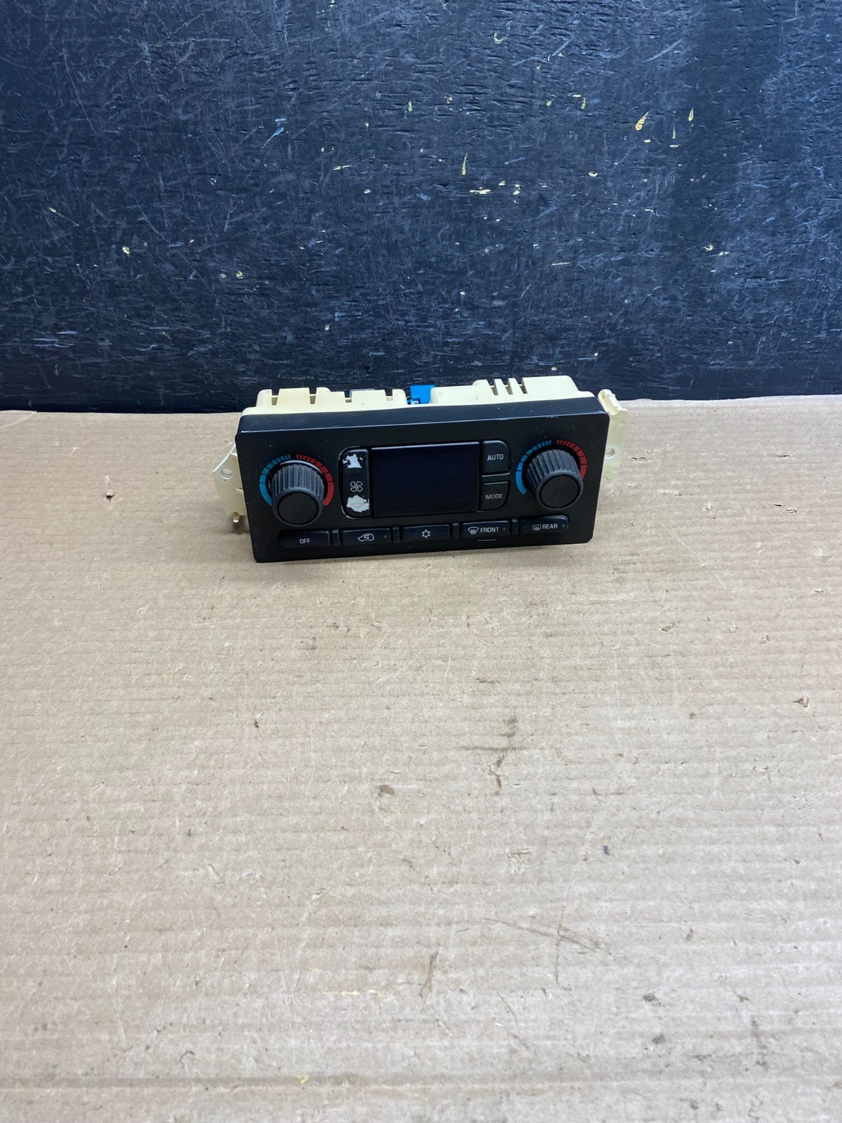 2003 to 2006 Chevrolet Silverado HVAC Heater Climate Control Module ah3507 DG0