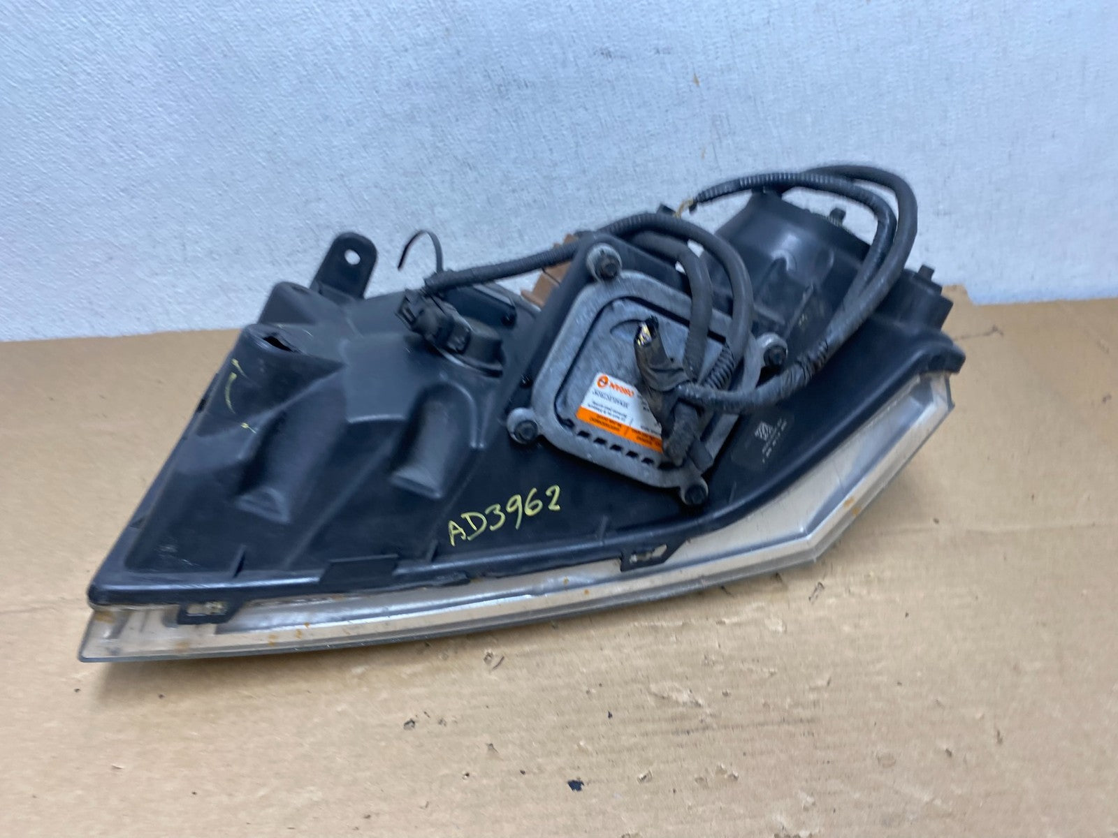 2007-2014 Lincoln Navigator Right Passenger RH Xenon HID Headlight AD3962 DW10