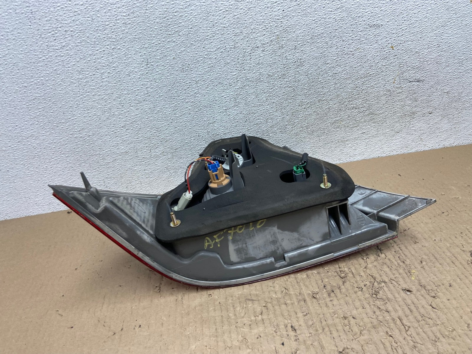 2001 to 2003 Honda Civic Coupe Right Passenger Rh Side Tail Light AF7010 LK7